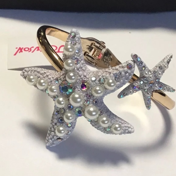 Betsey Johnson Starfish Iridescent Bracelet Hinged White  AUTHENTIC  NWT - Picture 1 of 11